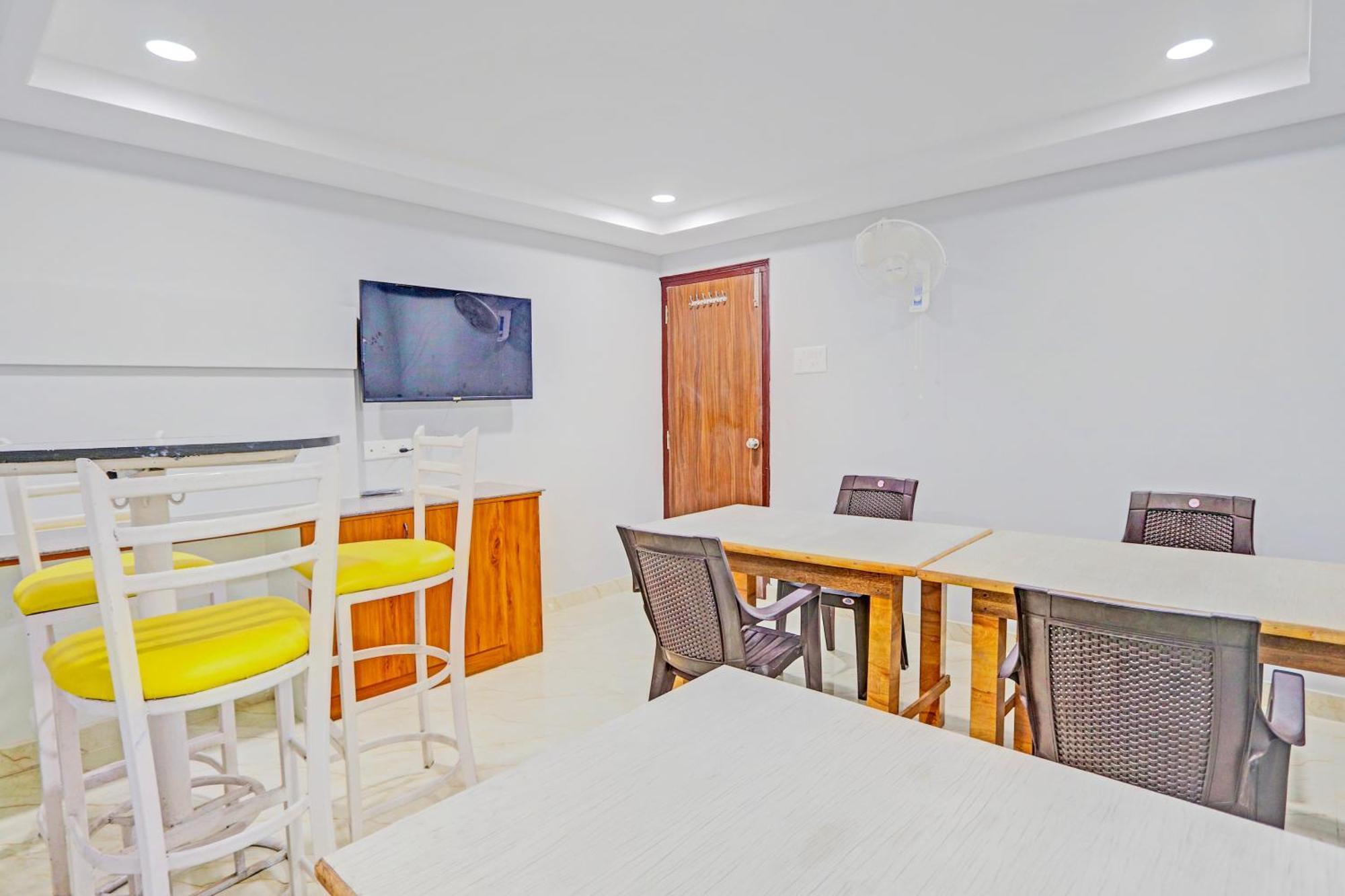 Hotel Super Townhouse Qualia Elite S R Nagar Hyderabad Exterior foto